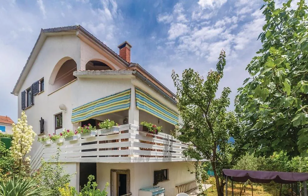 Apartments Vesna Pinezici