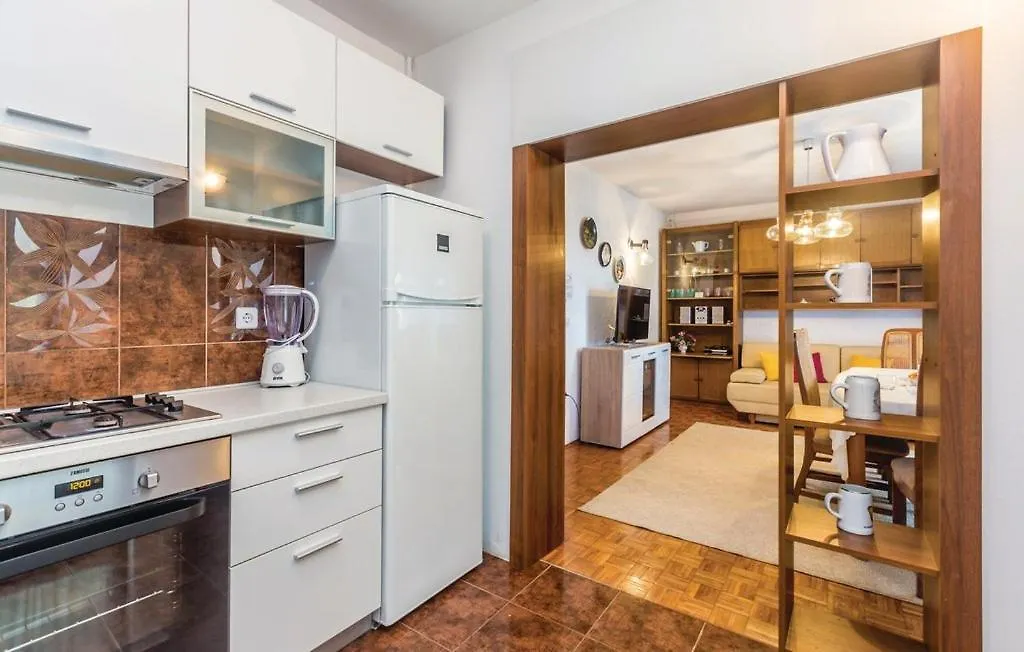 Apartments Vesna Pinezici