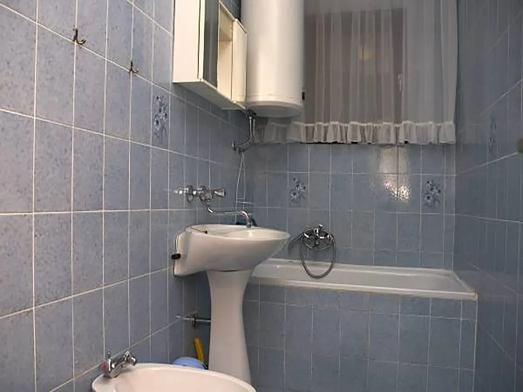 Apartments Vesna Pinezici