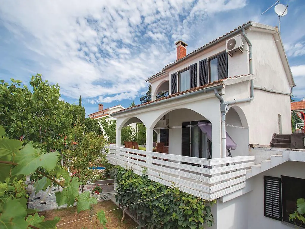 Apartments Vesna location