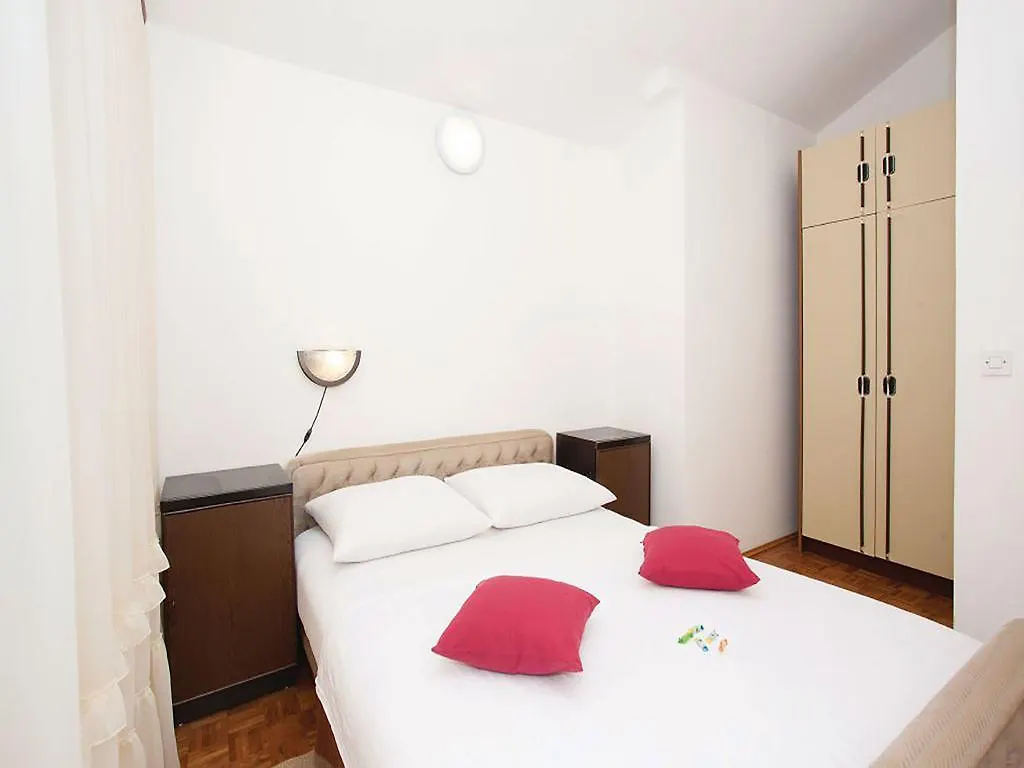 Apartments Vesna Pinezici
