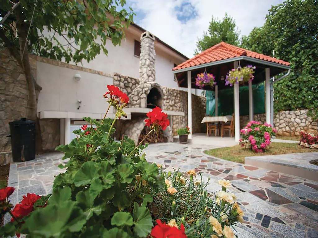 Apartments Vesna Pinezici  Croatia